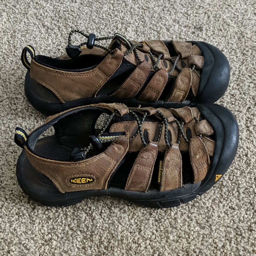 Keen Sandles